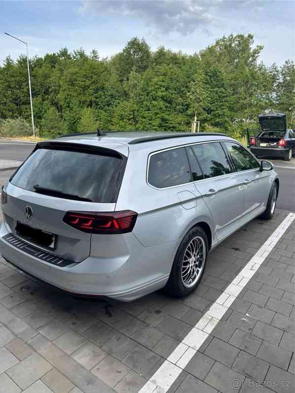 Volkswagen Passat 2,0 B8 2020 Rok 132 kw - foto 15