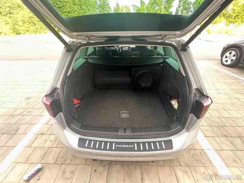 Volkswagen Passat 2,0 B8 2020 Rok 132 kw - foto 11