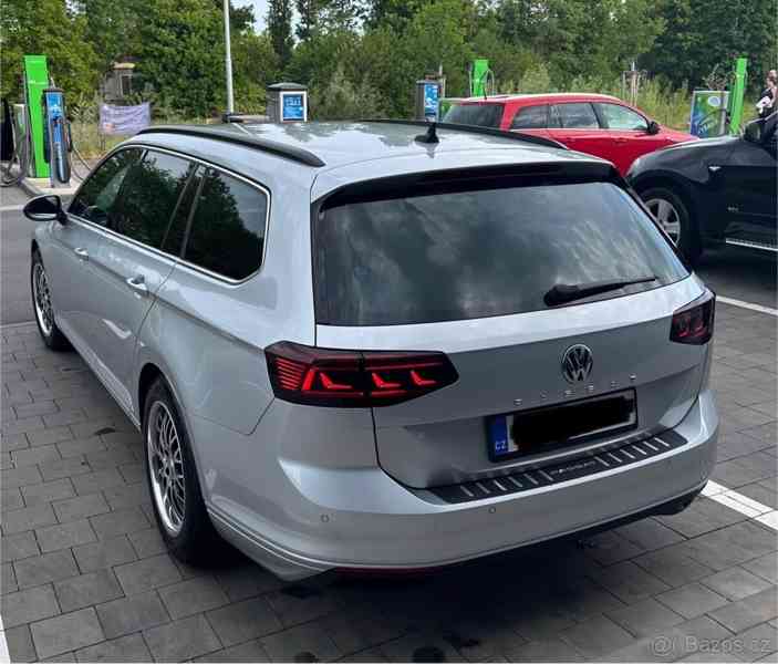 Volkswagen Passat 2,0 B8 2020 Rok 132 kw - foto 17