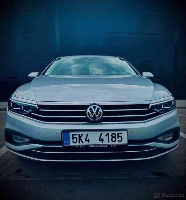 Volkswagen Passat 2,0 B8 2020 Rok 132 kw - foto 19