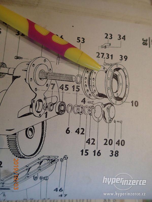 zetor portál pouzdro - foto 1