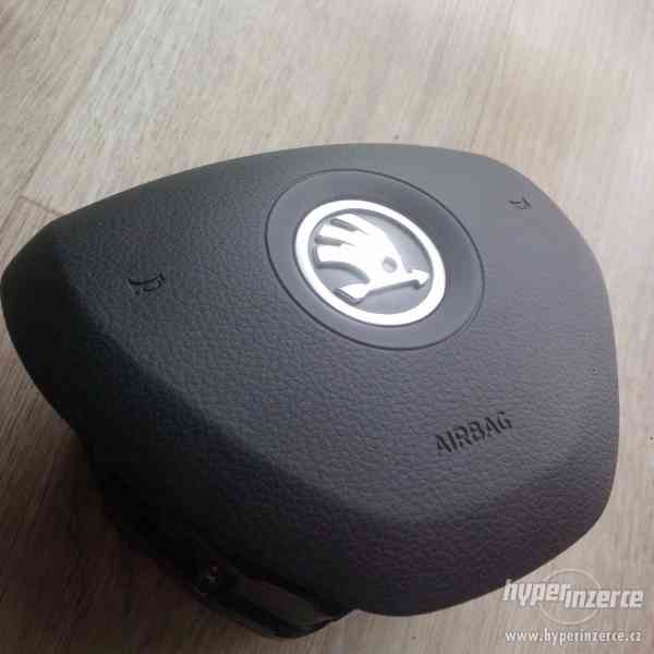 Bouton Volant Commande Audio Pour Skoda Superb III Octavia A7 Kodiaq Scala - ABS Noir - Réf. 5ED919179