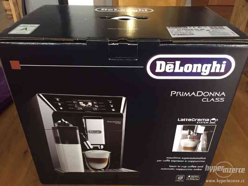 Kávovar DeLonghi ECAM 550.55 SB. Novy - foto 1