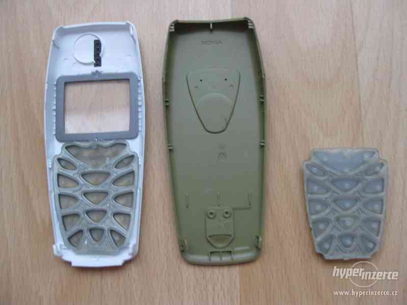 Nokia 3510i - telefony z r. 2003 + náhradní díly - foto 3