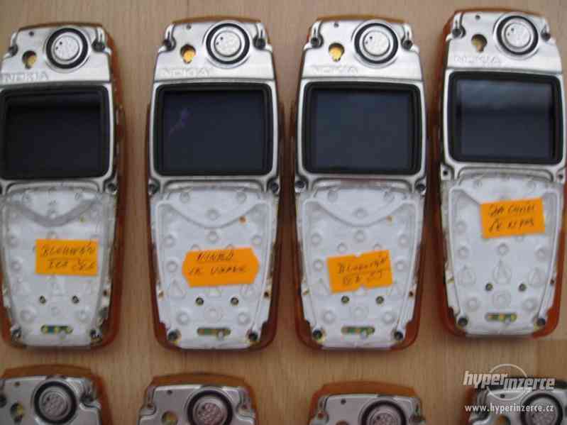 Nokia 3510i - telefony z r. 2003 + náhradní díly - foto 15