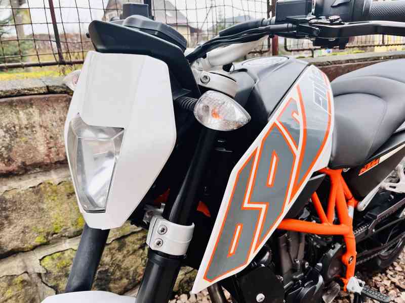 KTM DUKE 690 - 1.Majitel - TOP STAV - foto 6