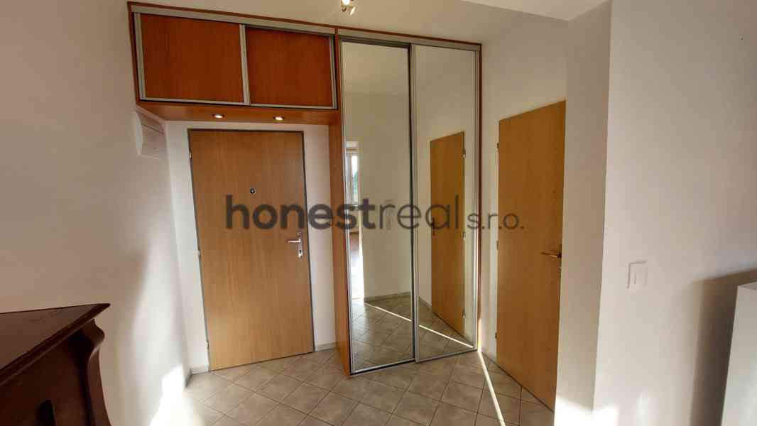 Exkluzivně pronájem 1+kk, Nadační, Brno - Medlánky - foto 9