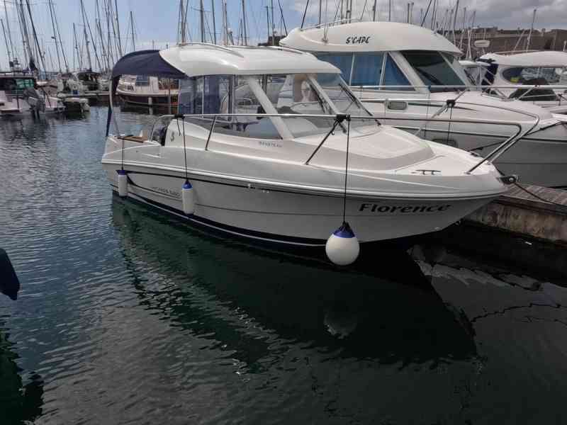 Beneteau Antares 5.80 - foto 3