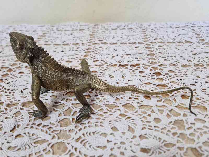 Krásná stará Bronzová Socha Ještěr - foto 6