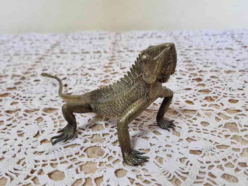 Krásná stará Bronzová Socha Ještěr - foto 3