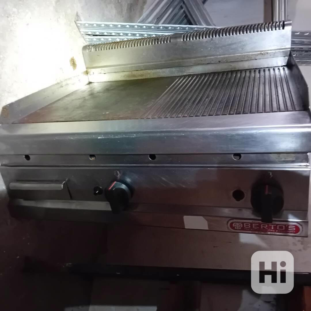Pečící deska BERTOS 18kW plyn,hládká-rýhovaná - foto 1