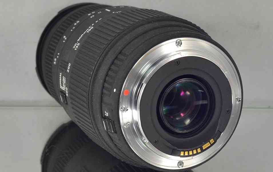 pro Canon - Sigma DG 70-300mm 1:4-5.6 MACRO *TELE - foto 3