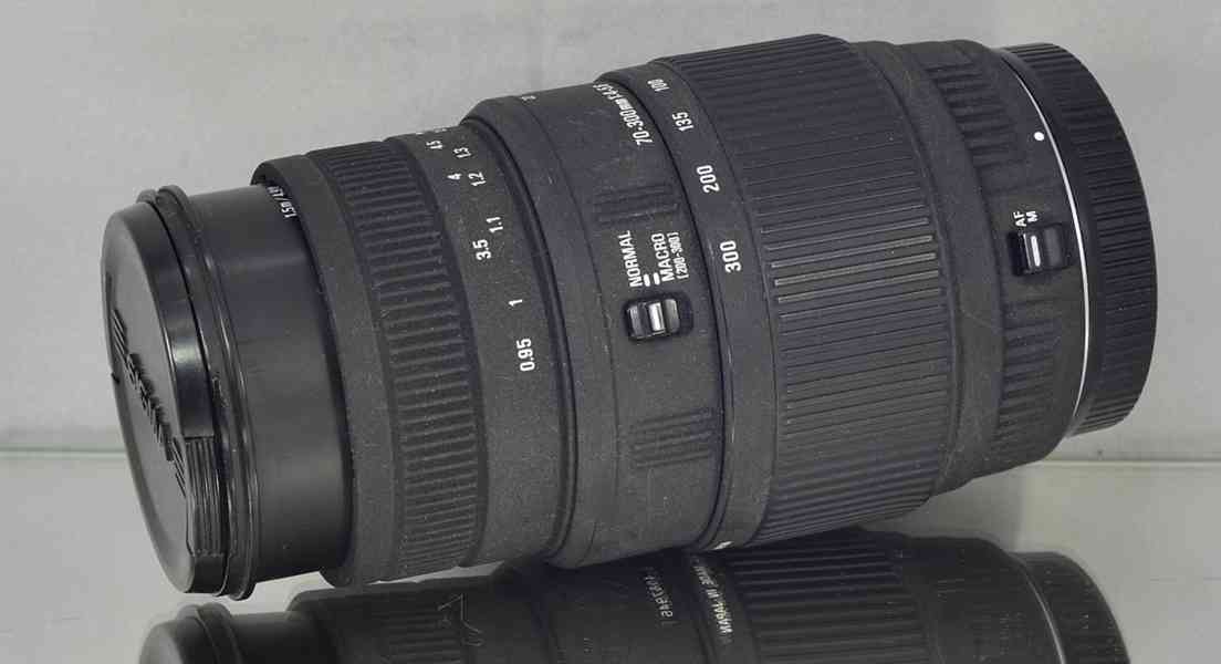 pro Canon - Sigma DG 70-300mm 1:4-5.6 MACRO *TELE - foto 4