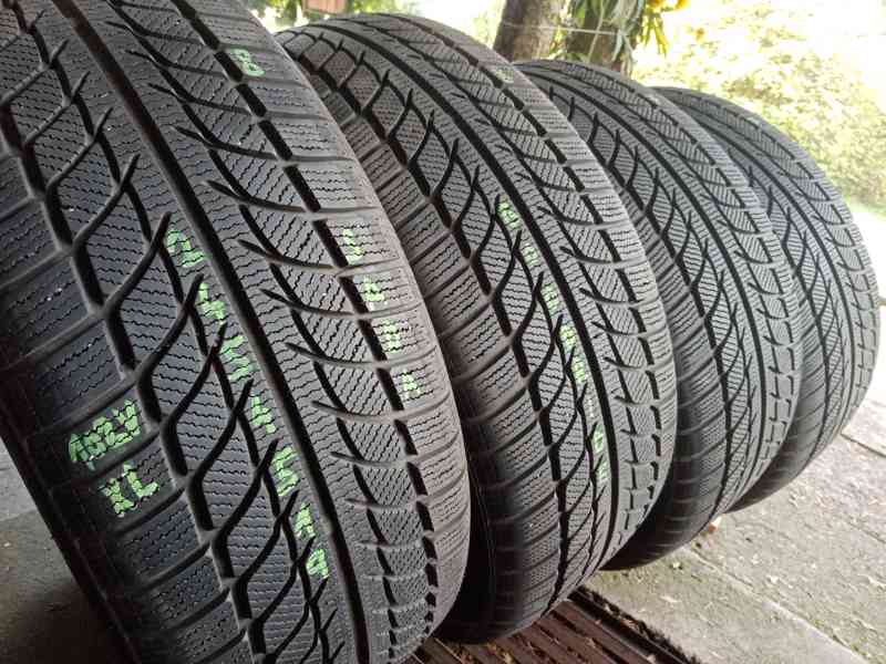 Zimní pneu 4kusy 245/45/19 vzorek 99% GOODRIDE - dobírka - foto 2