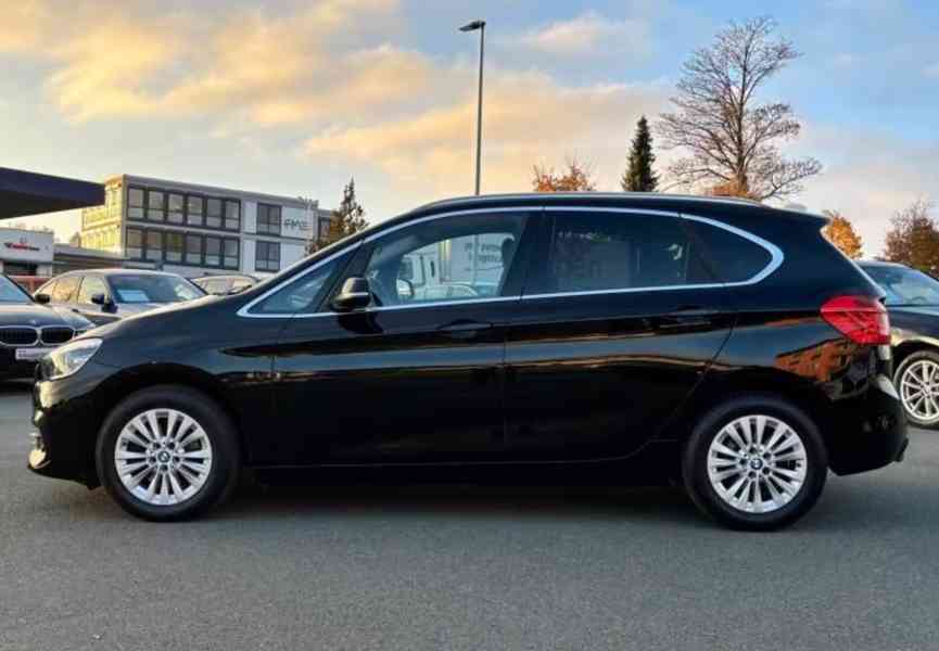 BMW 218i Active Tourer Advantage 4x4 benzín 103kw - foto 8