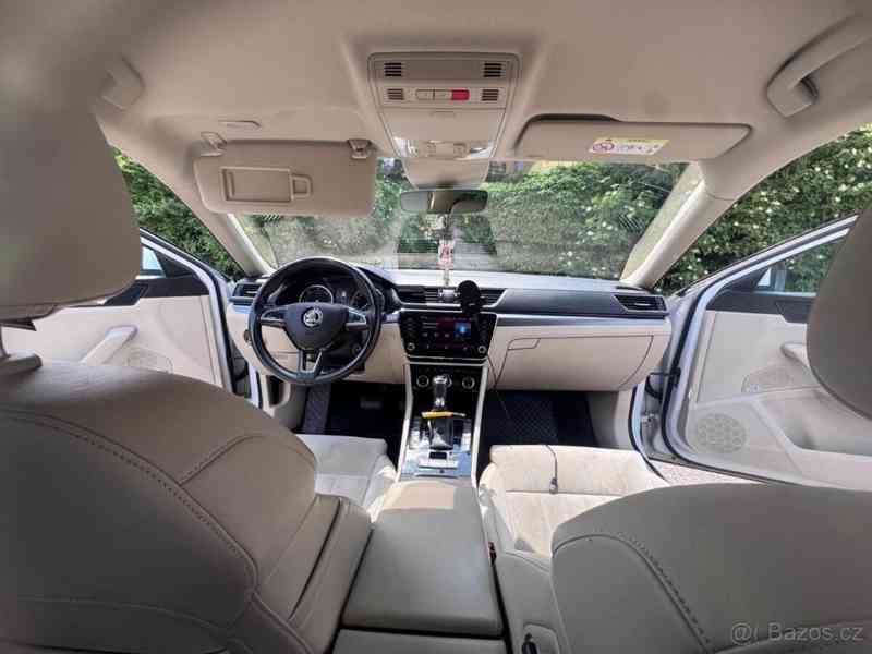 Škoda Superb 2,0   3 - foto 6