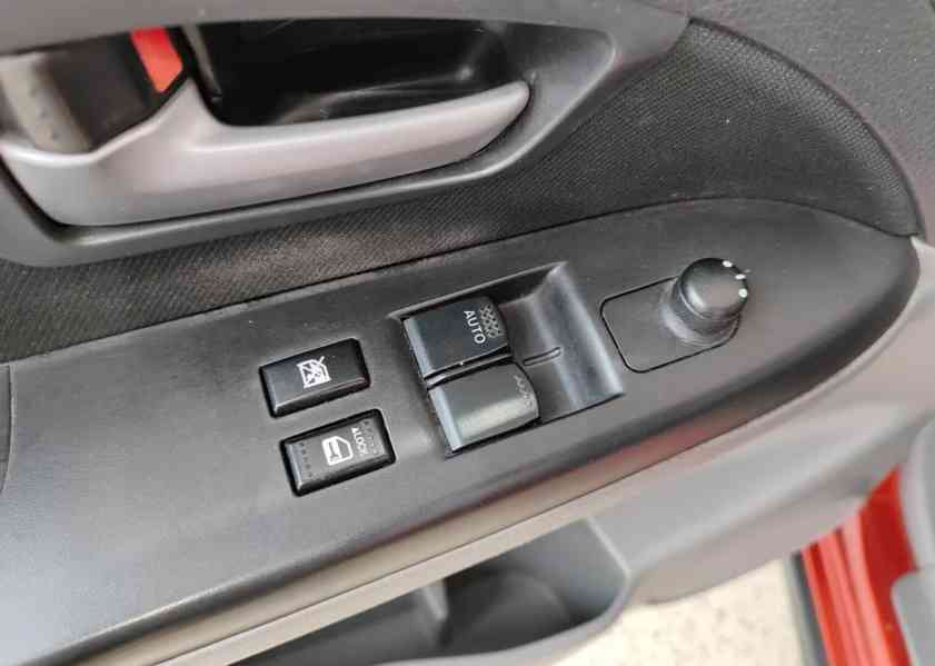 Suzuki SX4 1.6i 4x4 benzín 88kw - foto 12