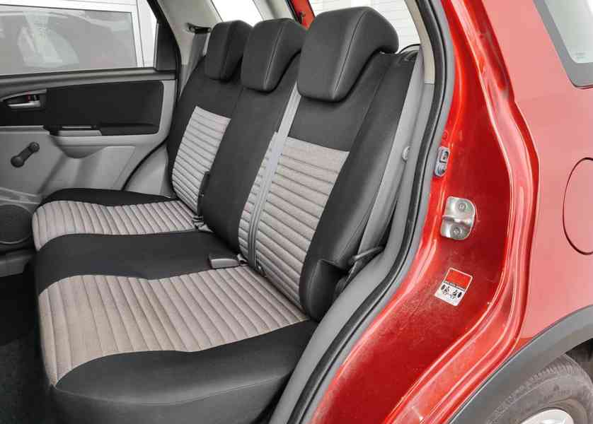 Suzuki SX4 1.6i 4x4 benzín 88kw - foto 17