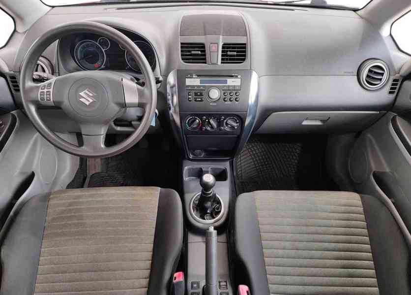 Suzuki SX4 1.6i 4x4 benzín 88kw - foto 9