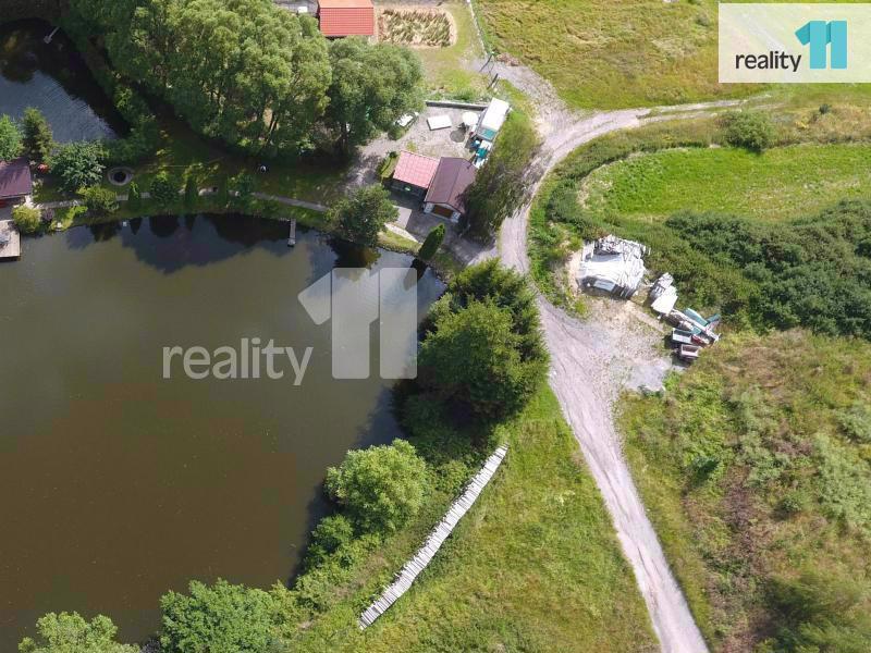Prodej chovných rybníků s dřevostavbou, pozemek 7266m2, Kostelec u Jihlavy - foto 3
