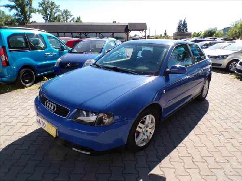 Audi A3 1,6 i ALU KOLA - foto 2