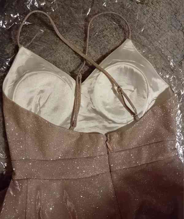 Maturitni šaty  - foto 2