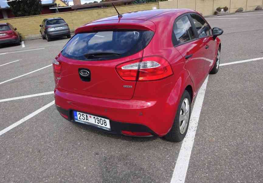 Kia Rio 1.1 CRDI r.v.2012 (55 kw) 2.Maj.Koupeno v ČR - foto 4