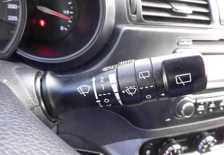 Kia Rio 1.1 CRDI r.v.2012 (55 kw) 2.Maj.Koupeno v ČR - foto 10