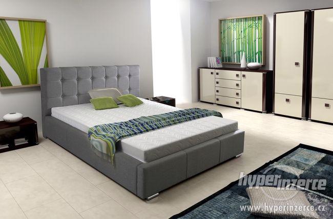 Nová čalouněná postel 180x200, bílá eko kůže, ihned k odběru - foto 1
