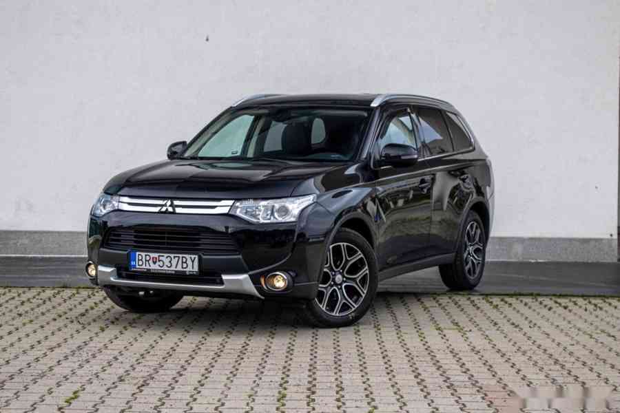 Mitsubishi Outlander 2.2 DI-D Intense+ - foto 1