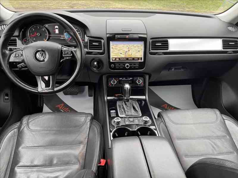 Volkswagen Touareg 3,0 TDi VZDUCH,NAVI,360°KAM. - foto 7