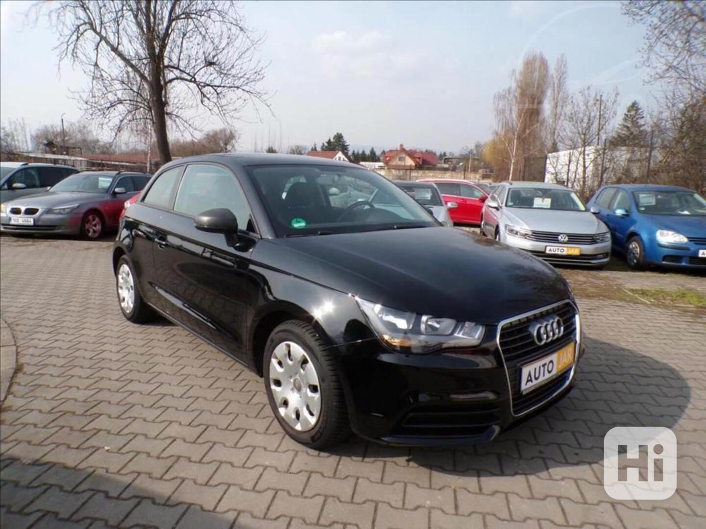 Audi A1 1,2 TFSI SRVISNÍ KNIHA - foto 1