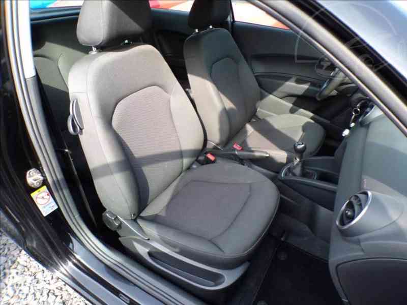 Audi A1 1,2 TFSI SRVISNÍ KNIHA - foto 12