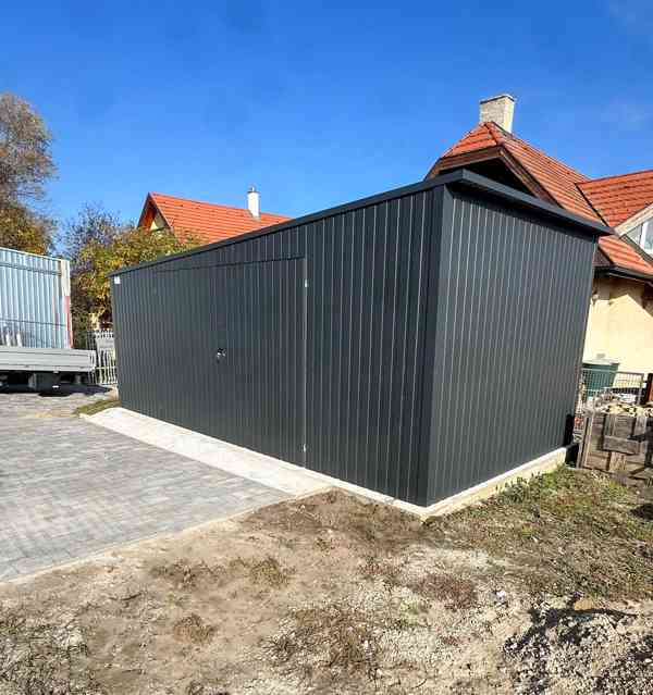 Plechova garáž 6x3m Dvoukřídlá vrata antracit - okapy TS852 - foto 3