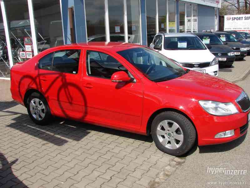 Škoda Octavia 1,2 i (r.v.-2010,1.majitel,serviska) - foto 2