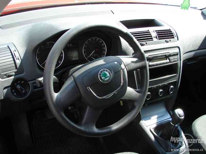 Škoda Octavia 1,2 i (r.v.-2010,1.majitel,serviska) - foto 4