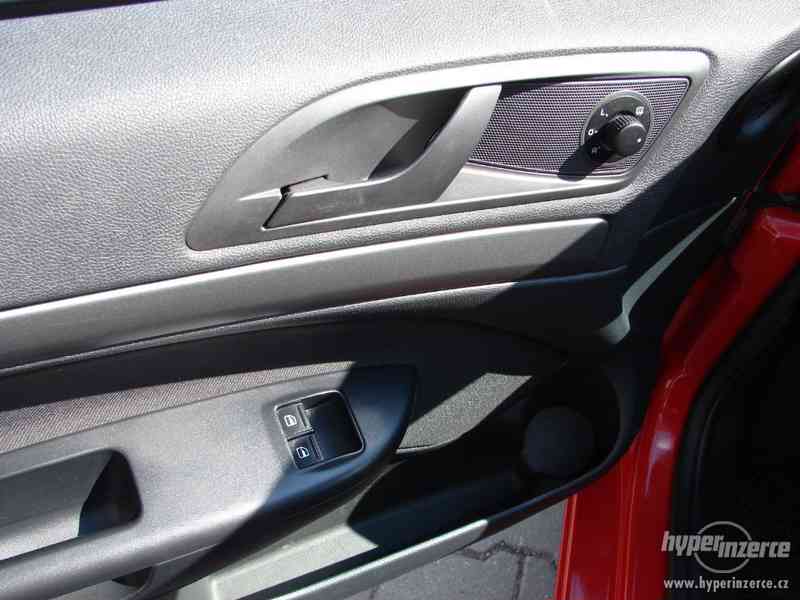Škoda Octavia 1,2 i (r.v.-2010,1.majitel,serviska) - foto 6
