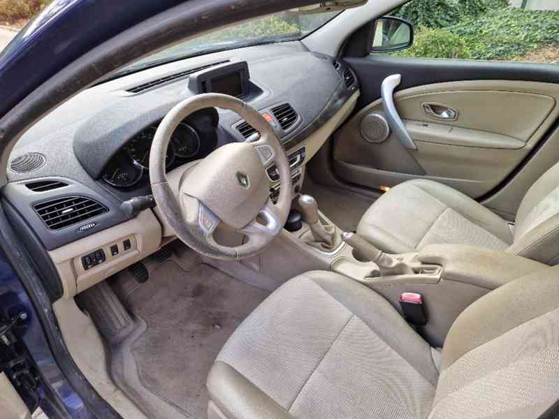 Renault Fluence 1.6. benzín - foto 4