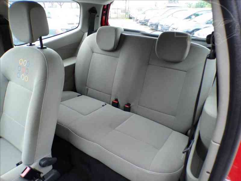 Renault Twingo 1,2 i - foto 8