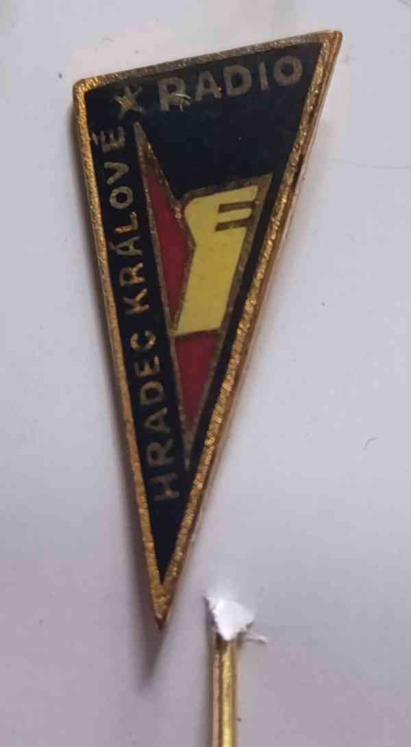 Sada 10 sběratelských odznaků Radio Hradec Králové - foto 3