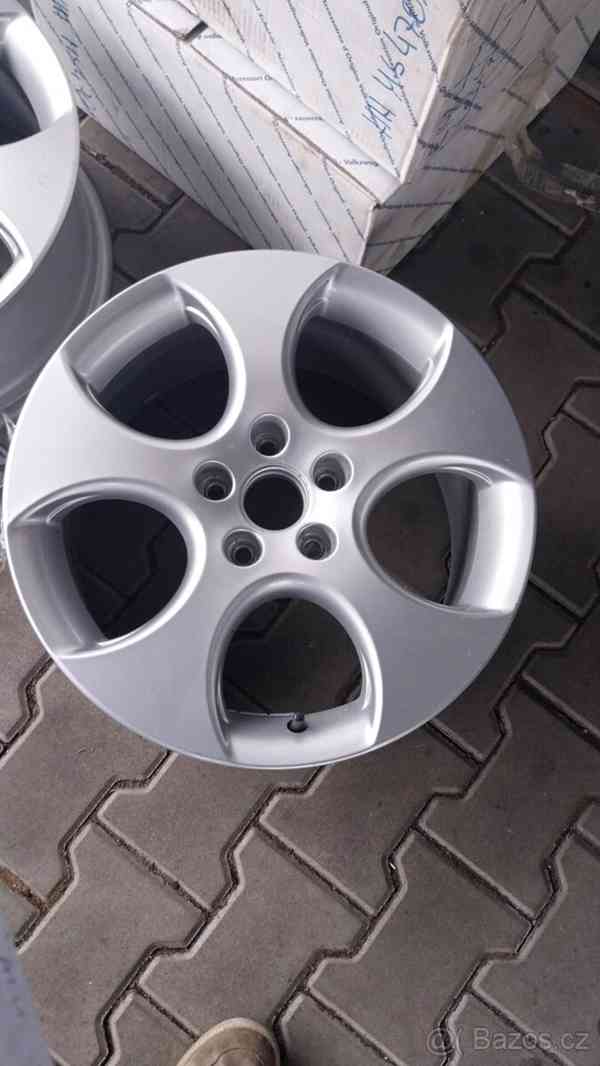 Prodám NOVÉ alu VW 7,5 x 17 et 51 - foto 2