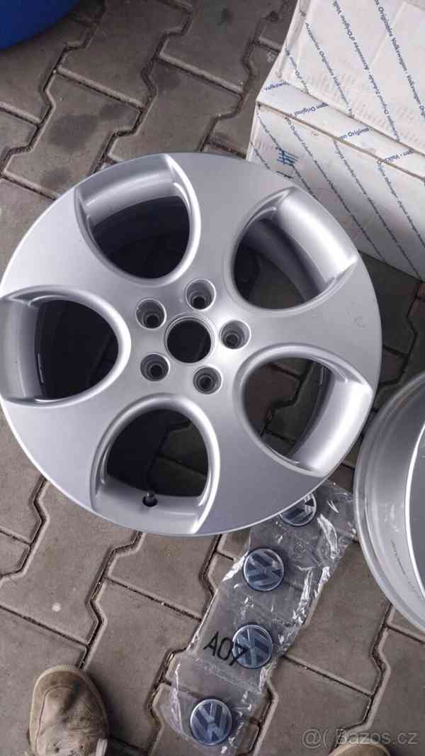 Prodám NOVÉ alu VW 7,5 x 17 et 51 - foto 3