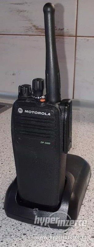 Radiostanice Motorola DP3400 UHF 403-470 MHz - foto 4