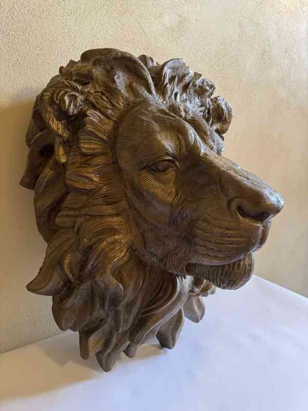 Velká hlava lva 72 cm - kovová nástěnná dekorace - foto 3
