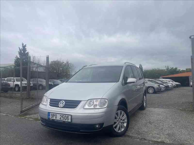 Volkswagen Touran 2,0 TDi PDC,ALU,TAŽNÉ,WEBASTO - foto 1