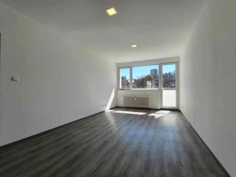 Pronájem 3+kk, 57m2+balk. (LBC - Kristiánov, ul. Na Bídě)  - foto 3