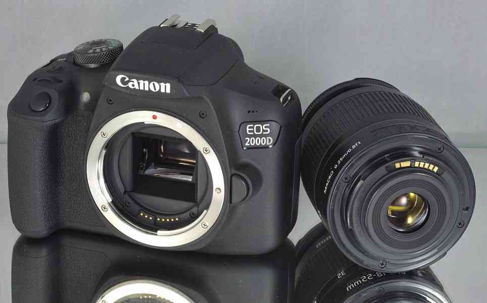 Canon EOS 2000D + EFS 18-55mm 380 Exp. - foto 4