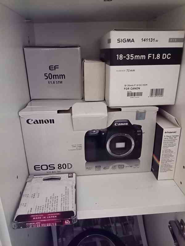 Canon EOS 80d+50mm stm+ sigma 18-35 - foto 2