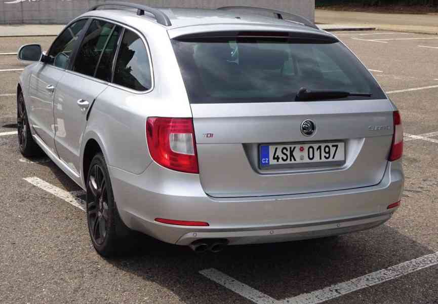 Škoda Superb 2.0 TDI Combi r.v.2012 (125 kw) Koupeno v ČR - foto 4