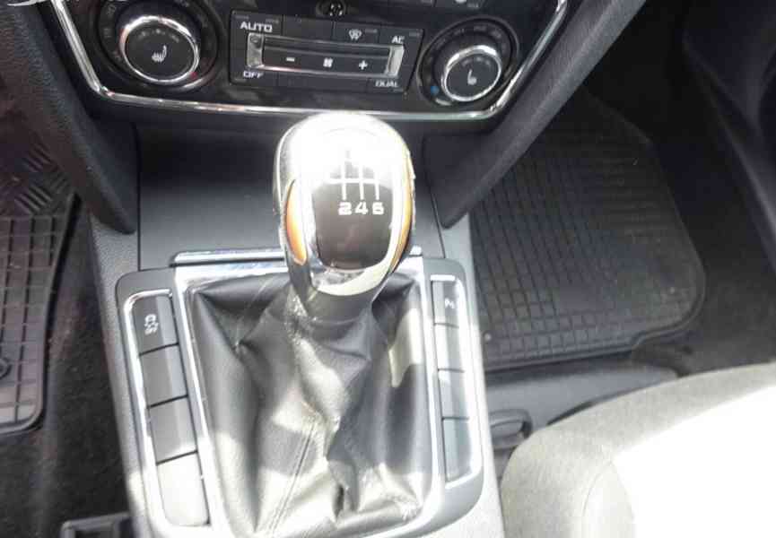 Škoda Superb 2.0 TDI Combi r.v.2012 (125 kw) Koupeno v ČR - foto 9